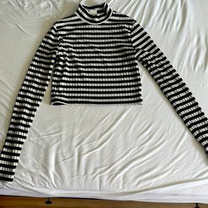 White and black stripes Top brand H&M